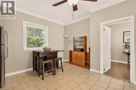 277 Normanhurst Avenue Hamilton ON L8H 5N3