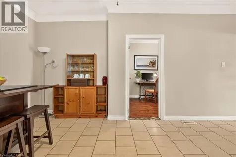 277 Normanhurst Avenue Hamilton ON L8H 5N3