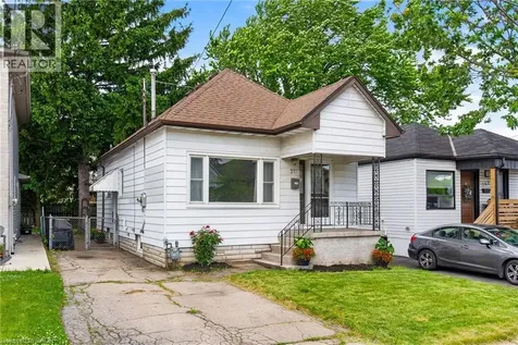 277 Normanhurst Avenue Hamilton ON L8H 5N3