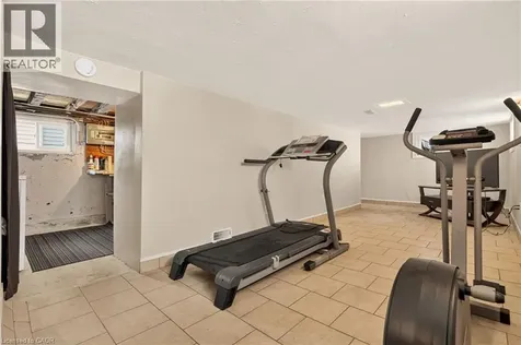 277 Normanhurst Avenue Hamilton ON L8H 5N3