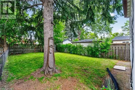 277 Normanhurst Avenue Hamilton ON L8H 5N3