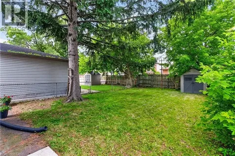 277 Normanhurst Avenue Hamilton ON L8H 5N3