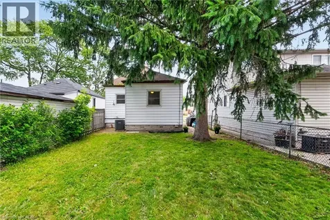 277 Normanhurst Avenue Hamilton ON L8H 5N3