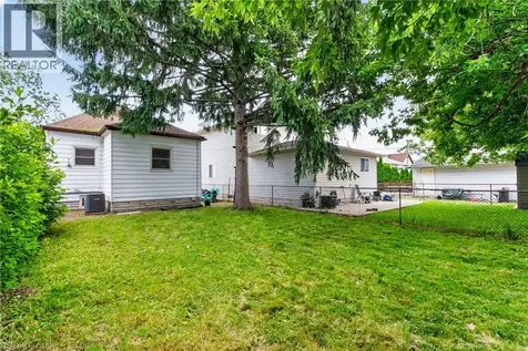 277 Normanhurst Avenue Hamilton ON L8H 5N3