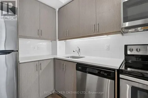 15 Zorra Street Toronto (islington-city Centre West) ON M8Z 4Z6