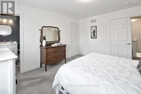 38 Plewes Drive Collingwood ON L9Y 3B7