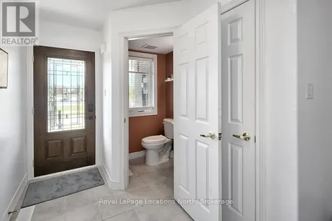 38 Plewes Drive Collingwood ON L9Y 3B7