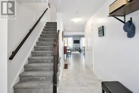 38 Plewes Drive Collingwood ON L9Y 3B7