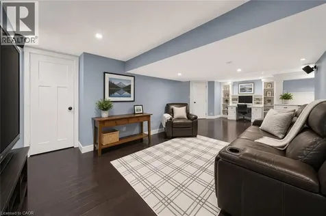 760 Kingsway Drive Burlington ON L7T 3H4