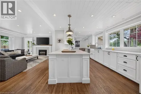 760 Kingsway Drive Burlington ON L7T 3H4