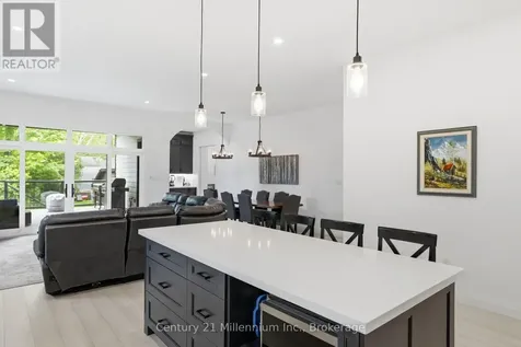 113 Smallman Drive Wasaga Beach ON L9Z 1L3