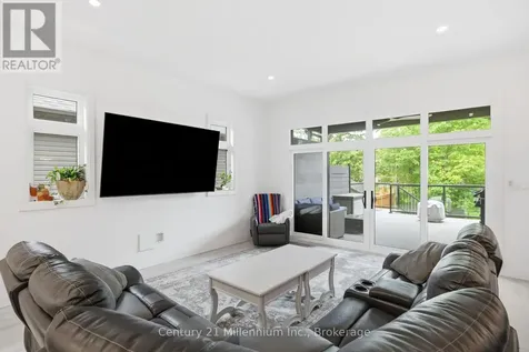 113 Smallman Drive Wasaga Beach ON L9Z 1L3