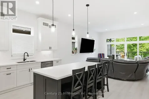 113 Smallman Drive Wasaga Beach ON L9Z 1L3
