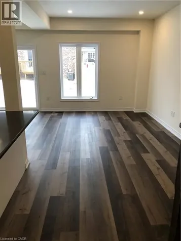 27 Beasley Grove Ancaster ON L9K 0J9