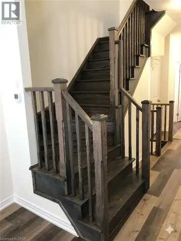 27 Beasley Grove Ancaster ON L9K 0J9