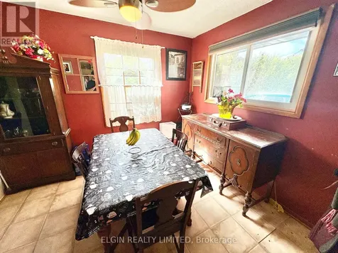 14 Glanworth Avenue St. Thomas ON N5R 1E7