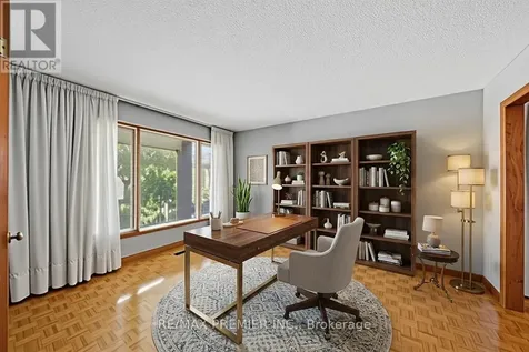 130 Jackman Crescent Vaughan (west Woodbridge) ON L4L 6P2