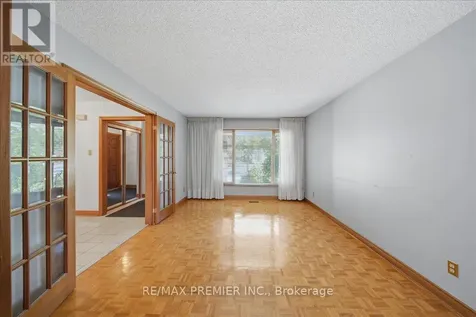 130 Jackman Crescent Vaughan (west Woodbridge) ON L4L 6P2