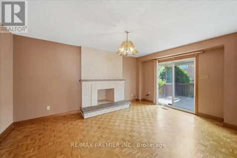 130 Jackman Crescent Vaughan (west Woodbridge) ON L4L 6P2
