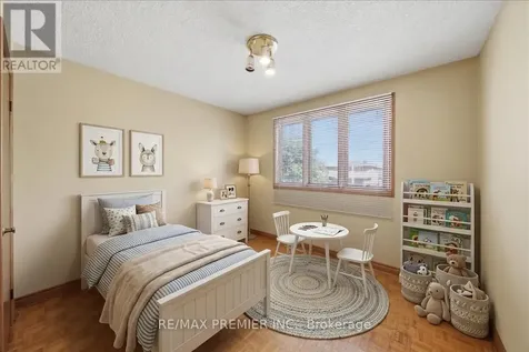 130 Jackman Crescent Vaughan (west Woodbridge) ON L4L 6P2