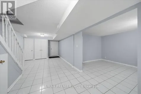 130 Jackman Crescent Vaughan (west Woodbridge) ON L4L 6P2