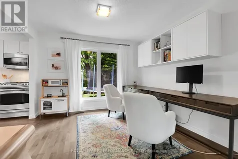 69 Hawk Crescent Ottawa ON K1V 9G8