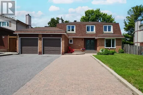 69 Hawk Crescent Ottawa ON K1V 9G8