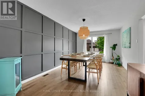 69 Hawk Crescent Ottawa ON K1V 9G8