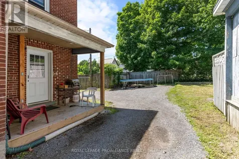 144-146 George Street Brockville ON K6V 3W2