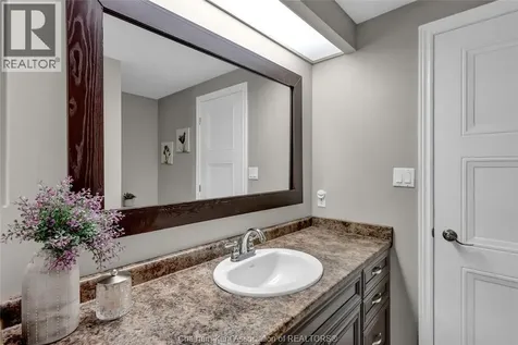 44 Balmoral Road Chatham ON N7L 4N5