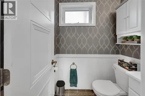 44 Balmoral Road Chatham ON N7L 4N5