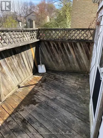 20 Kew Beach Avenue Toronto (the Beaches) ON M4L 1B7