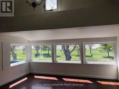 20 Kew Beach Avenue Toronto (the Beaches) ON M4L 1B7