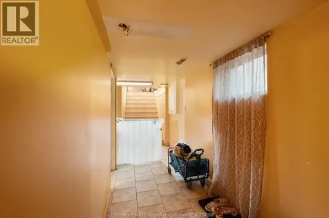 497 Caron Avenue Windsor ON N9A 5B5