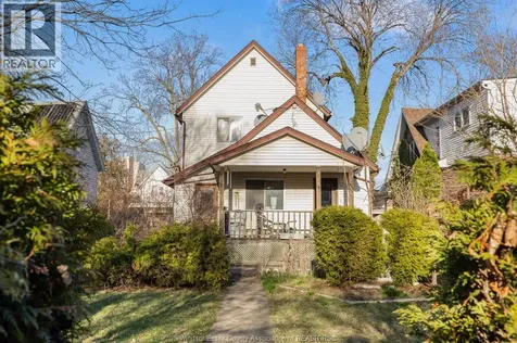 497 Caron Avenue Windsor ON N9A 5B5