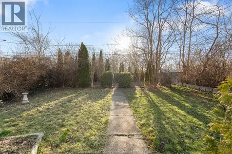 497 Caron Avenue Windsor ON N9A 5B5
