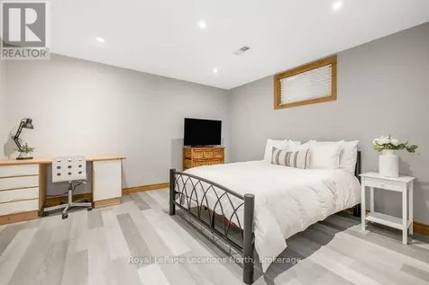 39 Mccague Street Wasaga Beach ON L9Z 2E5
