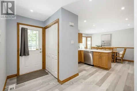 39 Mccague Street Wasaga Beach ON L9Z 2E5