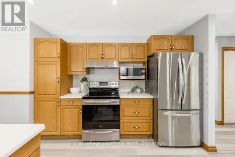 39 Mccague Street Wasaga Beach ON L9Z 2E5