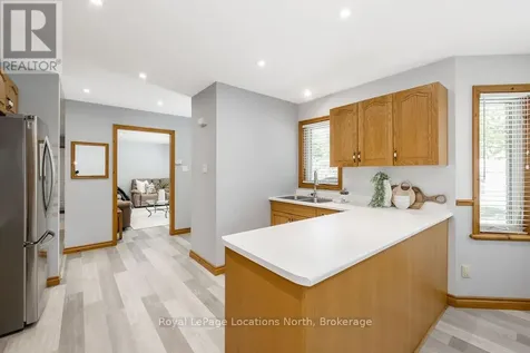 39 Mccague Street Wasaga Beach ON L9Z 2E5