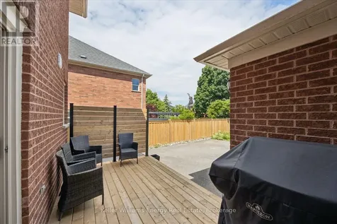 63 Mcbeth Place Whitby (brooklin) ON L1M 1E7