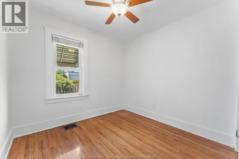 2307 Fraser Avenue Windsor ON N8X 3Z8