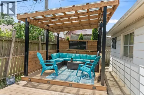2307 Fraser Avenue Windsor ON N8X 3Z8