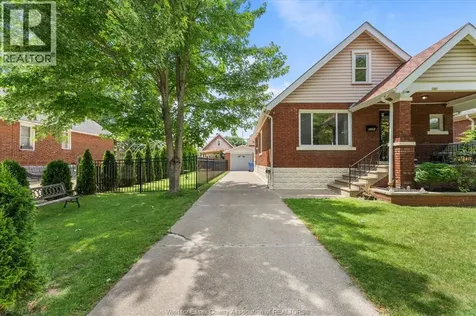 2307 Fraser Avenue Windsor ON N8X 3Z8