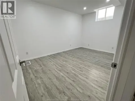 1498 Clearwater Avenue Windsor ON N8P 0E9