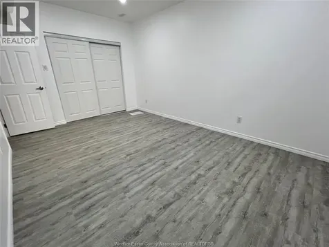 1498 Clearwater Avenue Windsor ON N8P 0E9