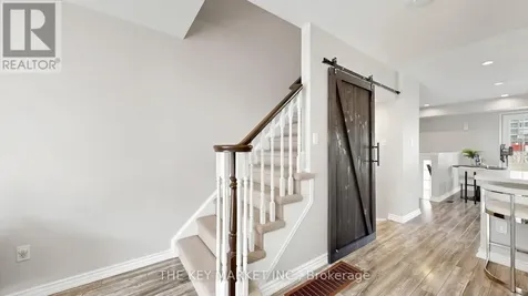 435 English Rose Lane Oakville (wc Wedgewood Creek) ON L6H 7S9