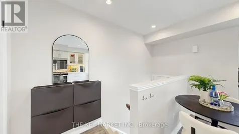 435 English Rose Lane Oakville (wc Wedgewood Creek) ON L6H 7S9