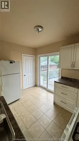 408 Elm Avenue Windsor ON N9A 5H1