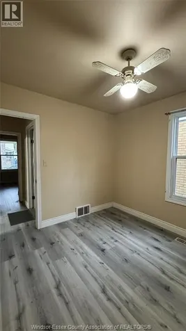408 Elm Avenue Windsor ON N9A 5H1
